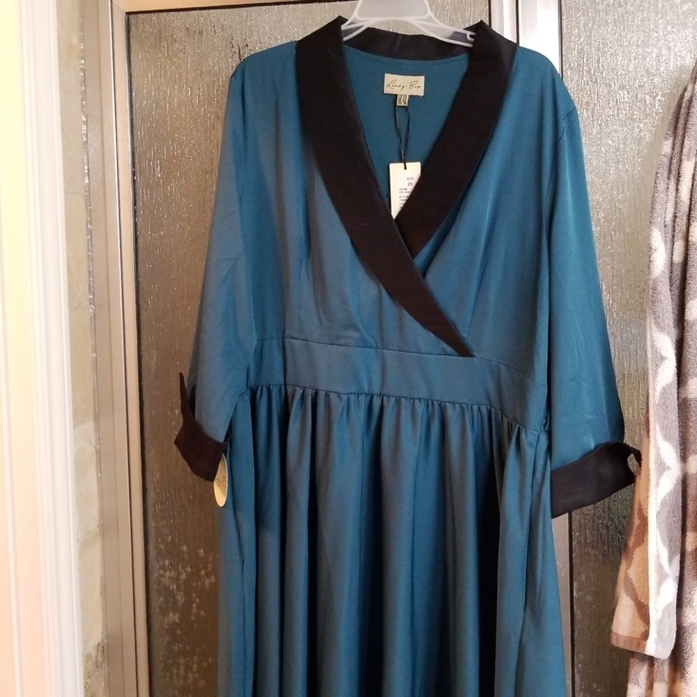 Sz 16 Lindy Bop Vivi May tea dress